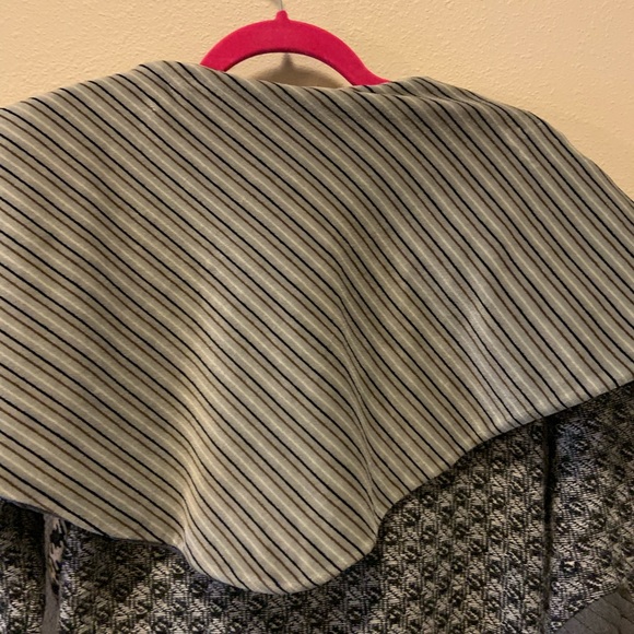 Aimee g Jacket - Picture 5 of 6